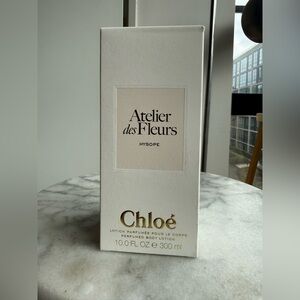Chloé Atelier des Fleurs Hysope Perfumed Body Lotion